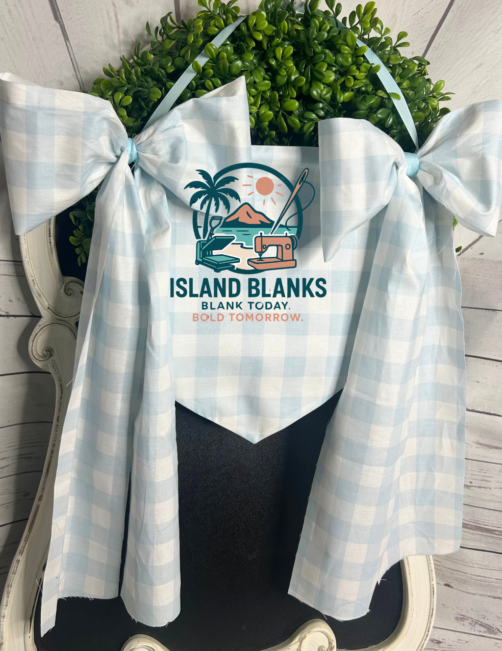 Large Print Gingham Oversized Embellishment/Ties and Ribbon for Banners