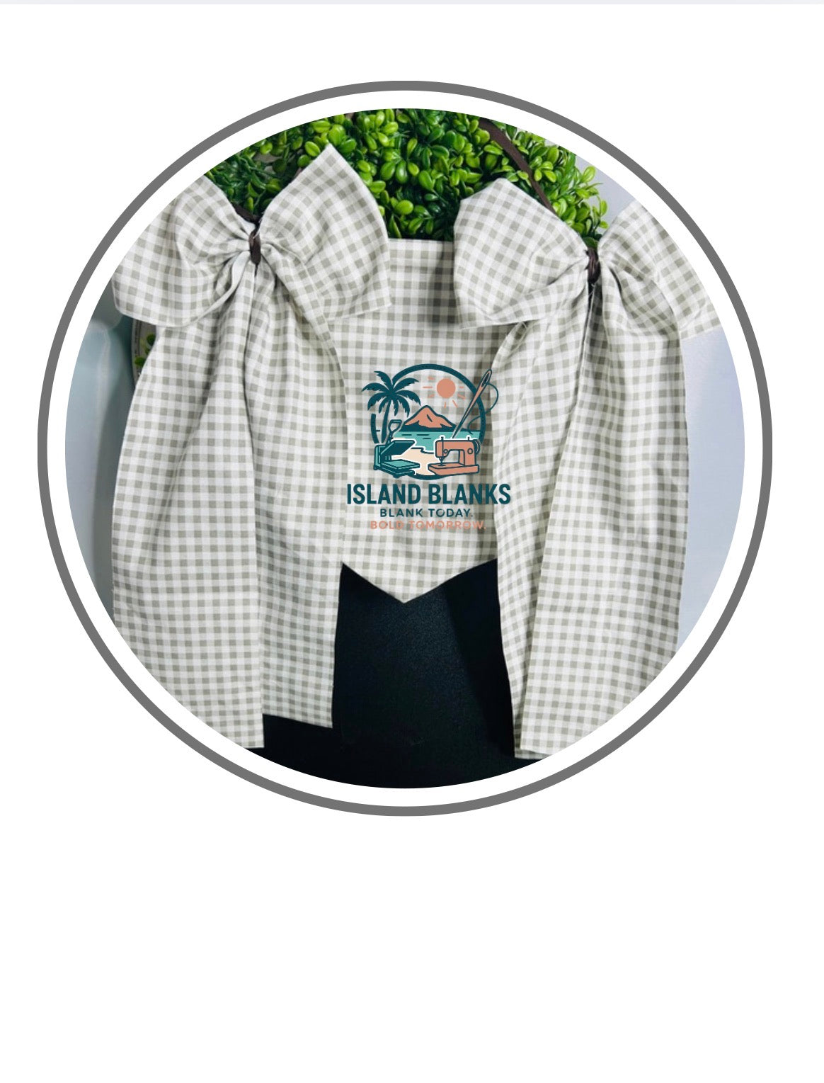 Ecru Banner with Ties