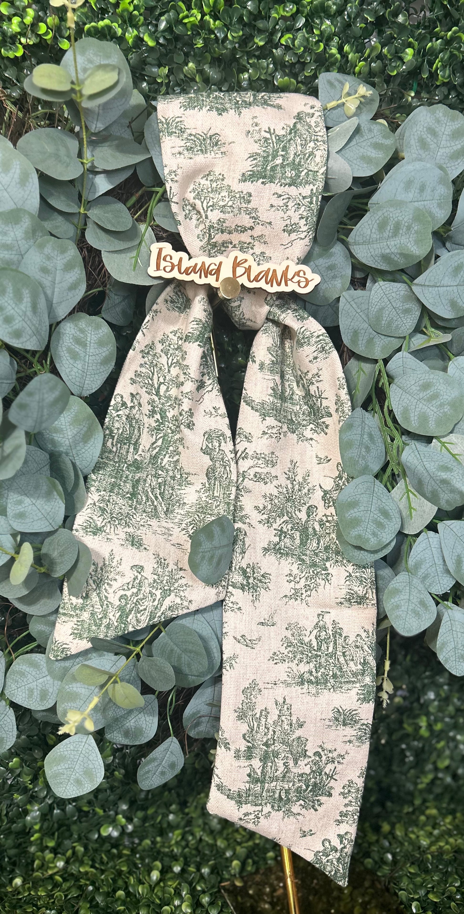 Holiday Toile Cotton Wreath Sash